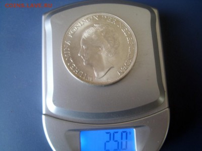 КЮРАСАО 2,5 Гульдена 1944 Приличная  19.05.14  22-30 - SL271836.JPG