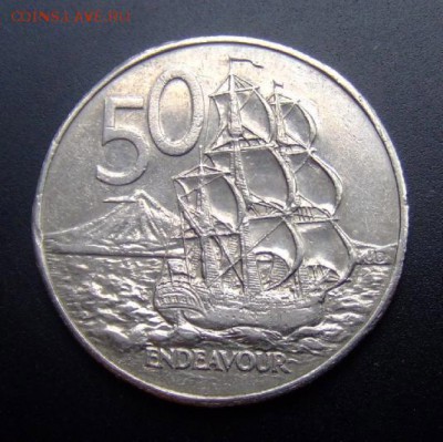 2 - Новая Зеландия 50 центов (1986) «Парусник» (больш.диам.) Р