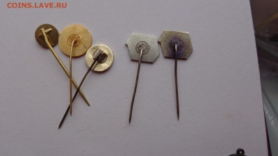 11 значков инострань игла  до  2.6  в 21-00 мск - ....лето 26.5.14 г.  разное 159.JPG