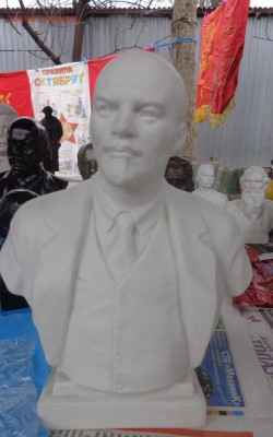 В.И.Ленин  ЛФЗ бисквит   21 см    до 10.6   архив - 02.04.2014 г.......   РАЗНОЕ 057.JPG