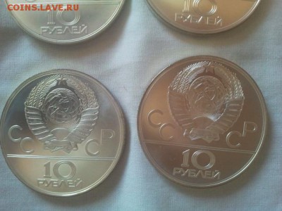 На оценку  олимпиада   1980 в  серебре 28 монет коробка - 2014-06-09 13.48.43