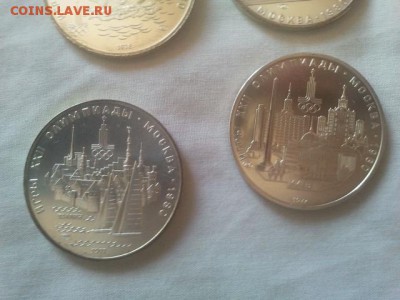 На оценку  олимпиада   1980 в  серебре 28 монет коробка - 2014-06-09 13.42.22