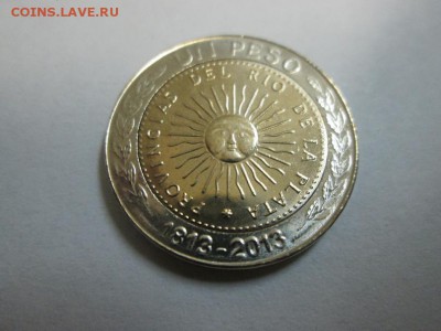Аргентина 1песо 2013г. 200 лет первой монете до 21.06.14 - IMG_3416а.JPG