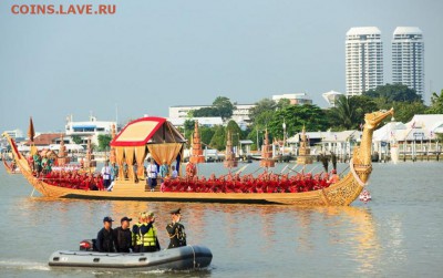 Королевская лодка Suphannahong  (