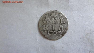 Чья Монетка. Серебряная 1707г - DSC01894.JPG