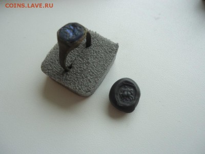 6шт перстней со вставками (перстня печати) очень интересные - DSC07540.JPG