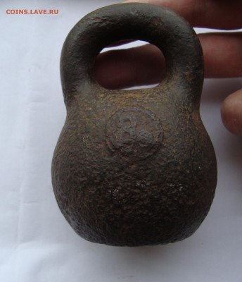 две гирьки латунь (вес 820 гр.) и чугун  (вес 1200 гр.) - DSC05544.JPG