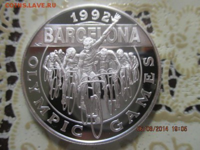 Кайман 5 долларов Олимпиада Барселона 1992 Серебро,proof - IMG_0541.JPG