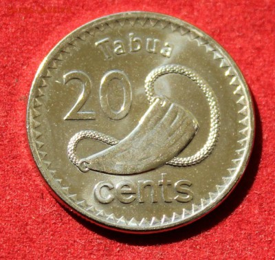 С рубля ФИДЖИ 20с 2012г. ПОПУГАЙ до 17.08.14г.в 22-00 - IMG_3337.JPG