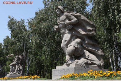 Монеты 2014 года (треп) - Моряк. Скульптурная композиция. Площадь Героев памятника-ансамбля на Мамаевом кургане