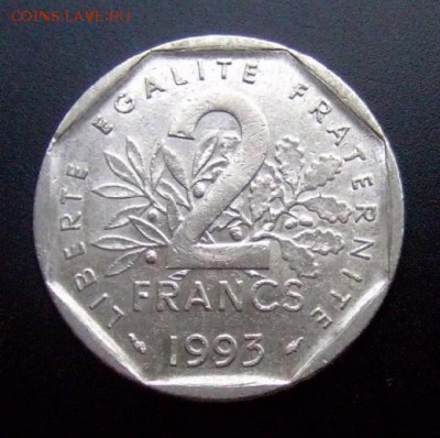 с 1 руб. ФРАНЦИЯ 2 франка (1993) Жан Мулен до 25.08 (22.00) - Франция 2 франка (1993) «Жан Мулен» №2 Р