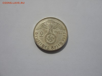 2 марки Гинденбург 1937 А. До 14.09.2014 в 23:59 МСК. - 2 марки 1937 А - 1.JPG