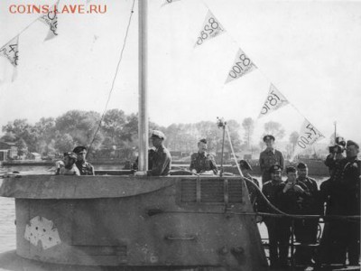 лодка (U-107) вернулась из похода - U-107