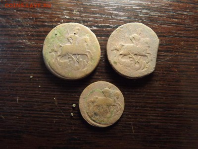 Копейки Елизаветы 1760 , 1761 и деньга 1759 - DSCF9431.JPG