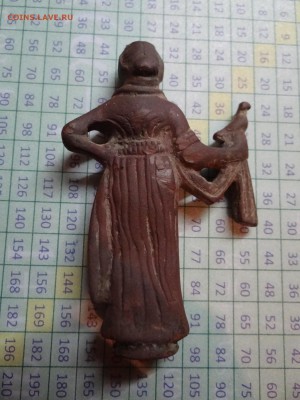 Медная фигурка женщины с голубем - DSC08767.JPG
