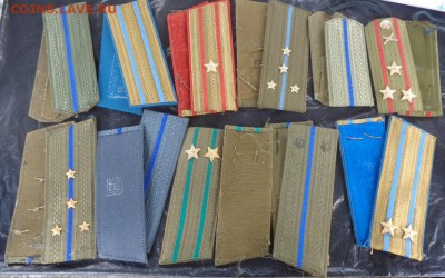 Погоны служивых разных родов войск ,есть БУ  до 8.10 в21-30 - .......14.4.14  ....разное 063.JPG