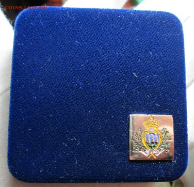 Серебро Сан Марино 1997, 2006 в футлярах - IMG_1115.JPG