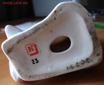 Фарфоровая статуэтка Вакула с чертом до 22-00 20.10.14 г. - DSC04598.JPG