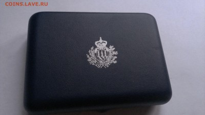 Сан Марино 5 и 10 евро 2004 года - IMAG1458