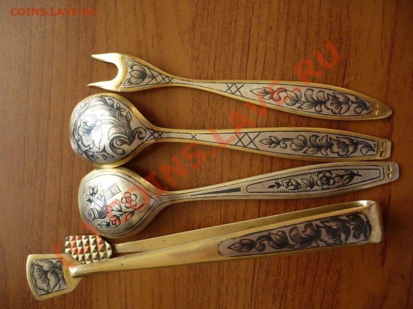 Щипцы для сахара, ложечки, вилочка к торту - P1130159.JPG