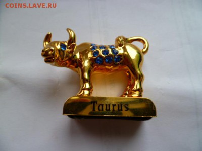 маленькая статуэтка бык - P1050405.JPG
