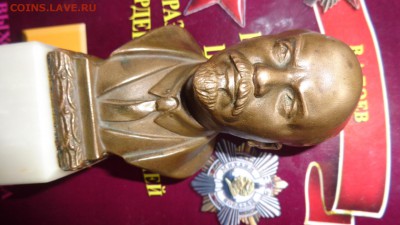 Бронзовый В.И.Ленин ,бюст на мраморе     22.12  в 22-10 мск - 09.03.2014     разное  № 2 009.JPG