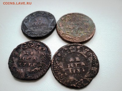 Монеты денга и полушка 1731-1749 гг - DSC07539.JPG