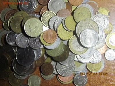 Кучка иностранных монет.140 шт. - IMG_0004.JPG