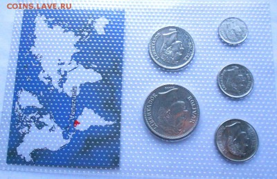 Набор Венесуэла блистер 5шт. UNC - DSCN2912.JPG