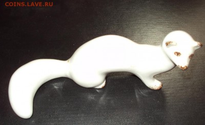 Пара фарфоровых статуэток на оценку - DSC03137.JPG