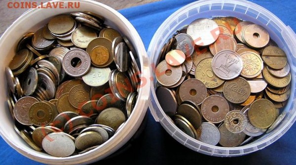 Более 200 жетонов и токенов(примерно 1 килограмм). - 1кг.JPG