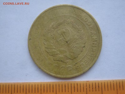 5ь копеек 1930-31 года - 5 копеек 30-31 г. значки 013.JPG