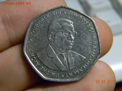 10 рупий Маврикий 2000г. - DSCN6185_thumb