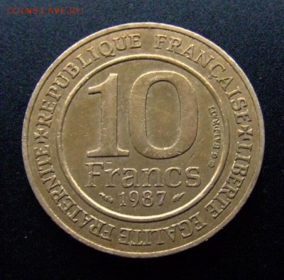 3 - Франция 10 франков (1987) «1000-летие правящей династии Капетингов» Р