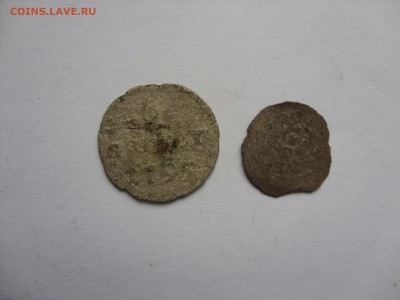 2 потертые серебряхи - 6 грошей 1795 и кристинка. С рубля. - Аук 2 затертые билонины - 1.JPG