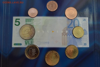 Официальные наборы евро Бенелюкс 2011 и 2012г - DSC_1362.JPG