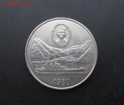 25 пенсов о.Святой Елены 1980 "Крона" - DSCN3295.JPG