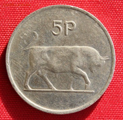 С 1 РУБ. ИРЛАНДИЯ 5 пенсов 1978г. БЫК до 24.02.15г. в 22-00 - IMG_3892.JPG
