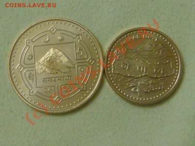 -v- Непал 1 и 2 рупии 2006г. до 10.06(21.00) - 8DSC05429.JPG