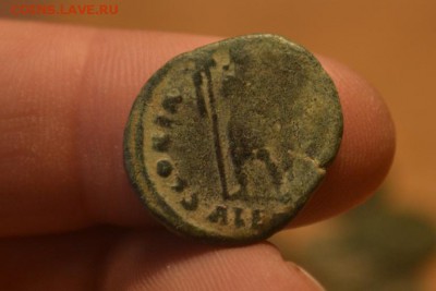 2 монеты Римской Империи IV век от Р,Х. - CSC_0330.JPG
