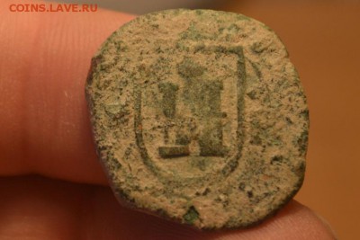 2 монеты Испанского королевства XVII век - CSC_0323.JPG
