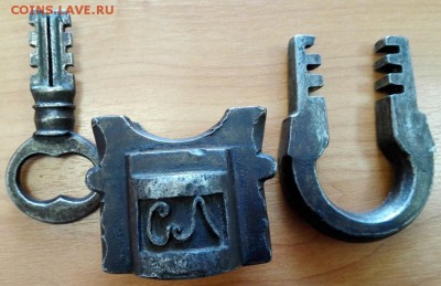 помогите оценить замок 1885 года - 2
