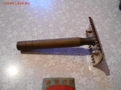 Бритвенный станок(латунь)40- 50 годы - DSCN1976[1].JPG