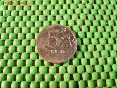5 руб 2011 интересный брак - S1032356.JPG