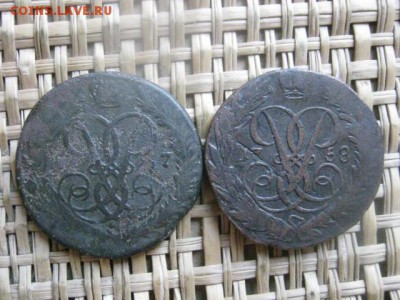 2 копейки, 2 шт. 1757(надпись вверх) и 1758г. До 31.03.15г. - 29-31 038.JPG