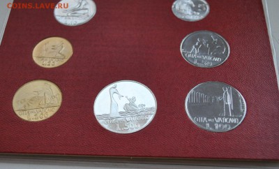 Сувенирный набор Ватикана 1978 - DSC_1033 (2).JPG