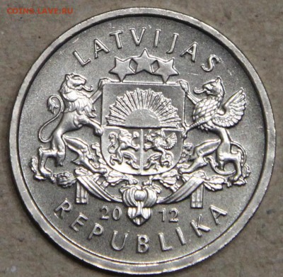 1 лат Латвия 2012 Рождественские колокольчики UNC до 22.04 - IMG_3894.JPG