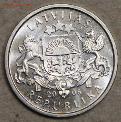 1 лат Латвия 2006 Сосновая шишка UNC до 22.04 - IMG_3940.JPG