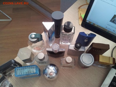 коллекция пустых флакончиков от духов 18шт(14.05.15 в 22:00) - 20141025_095810