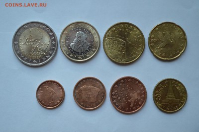Набор монет Евро Словения 2007г из ролов - DSC_0128.JPG